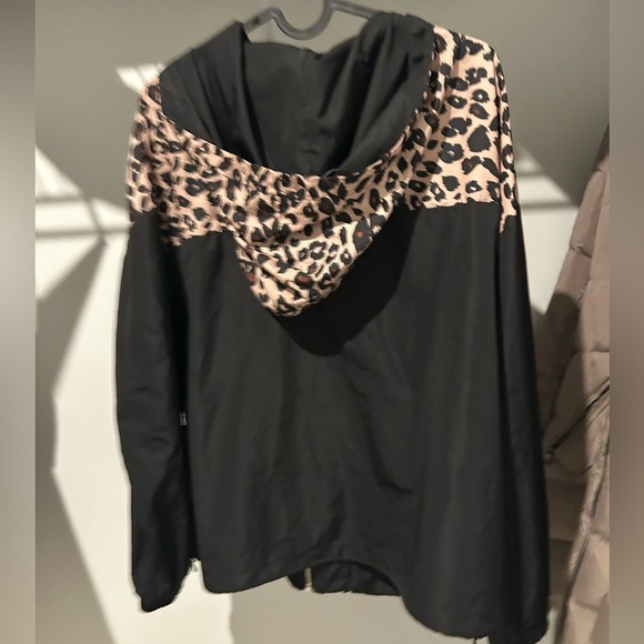 Main Strip Leopard Print and Black Bomber Jacket - Picture 4 of 4